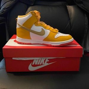 W8.5 Nike Dunk High (University Gold)- BRAND NEW + NEVER WORN